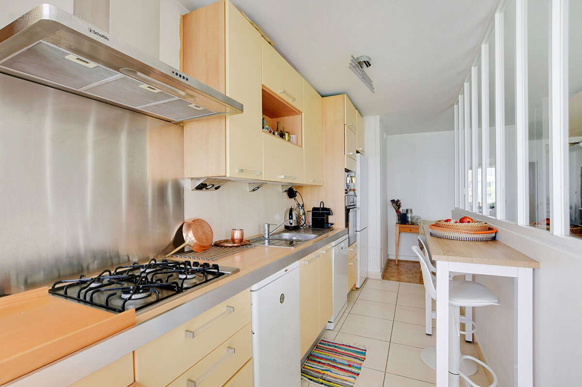 Appartement à PARIS-19E