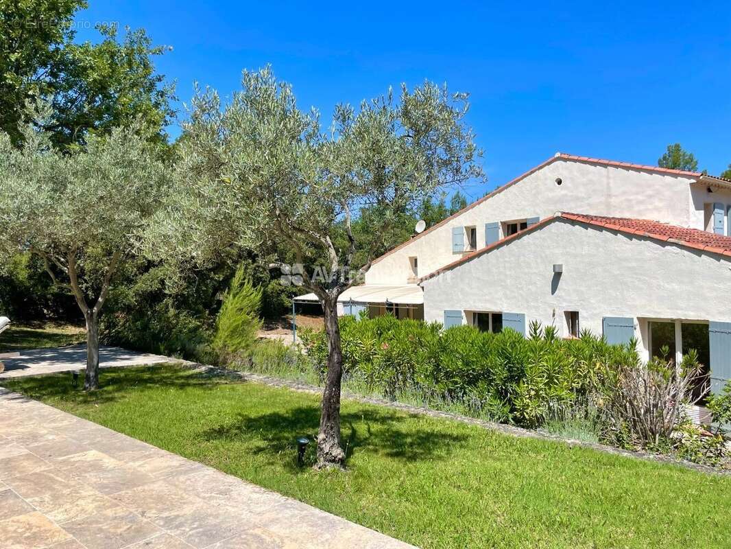 Maison à LORGUES