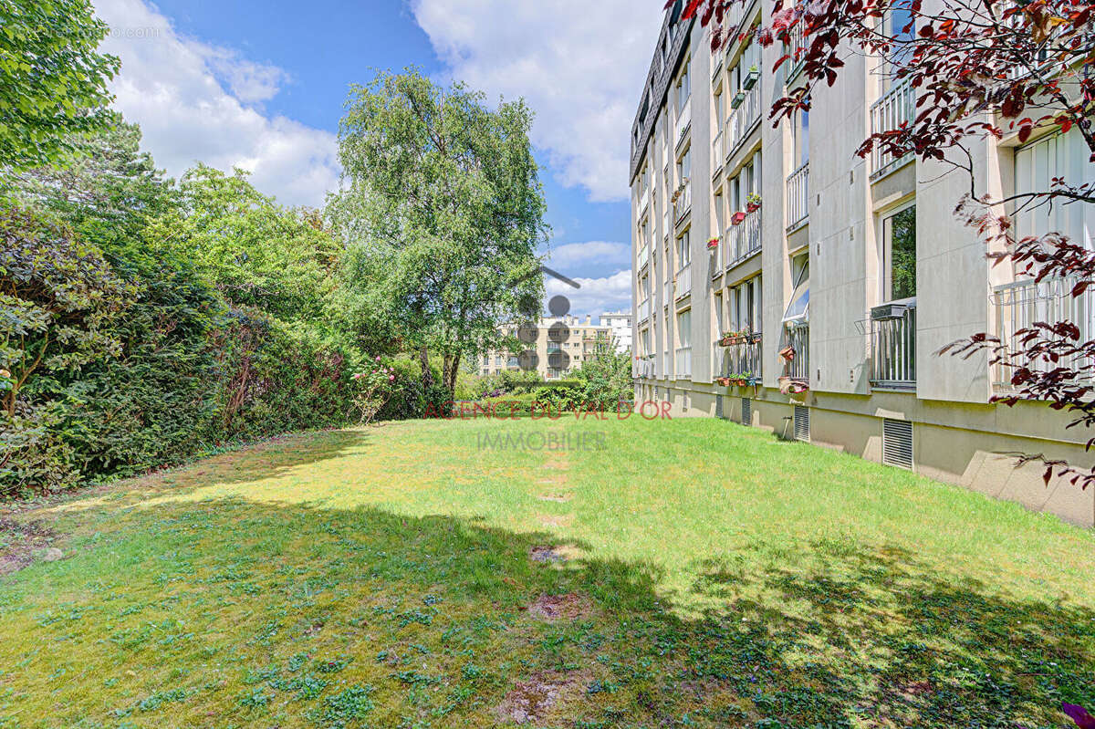 Appartement à RUEIL-MALMAISON