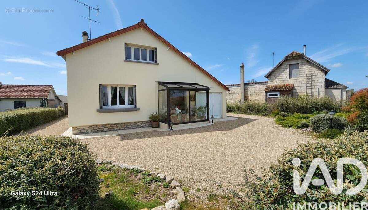 Maison 76 m² à Vallenay  - photo 2