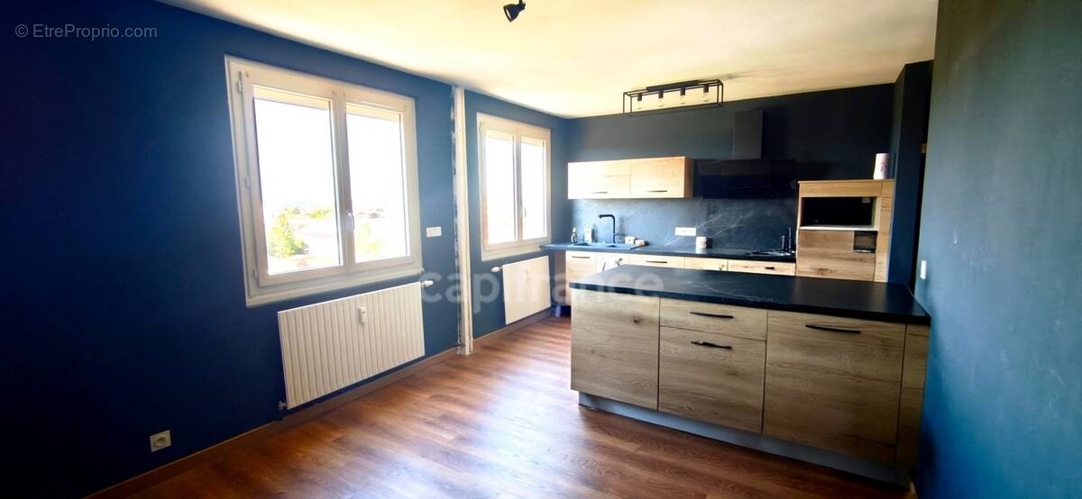 Appartement à vendre de 65m² à Champforgeuil - photo 1