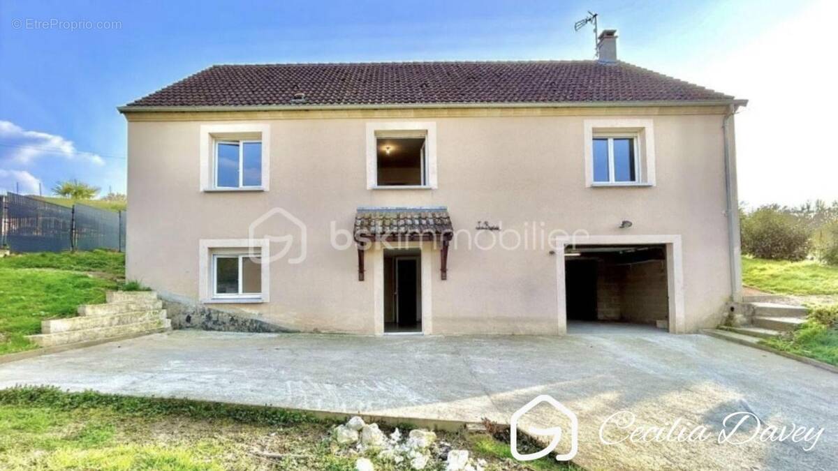 Maison à VERON