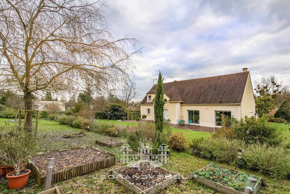 Maison à GREZ-SUR-LOING