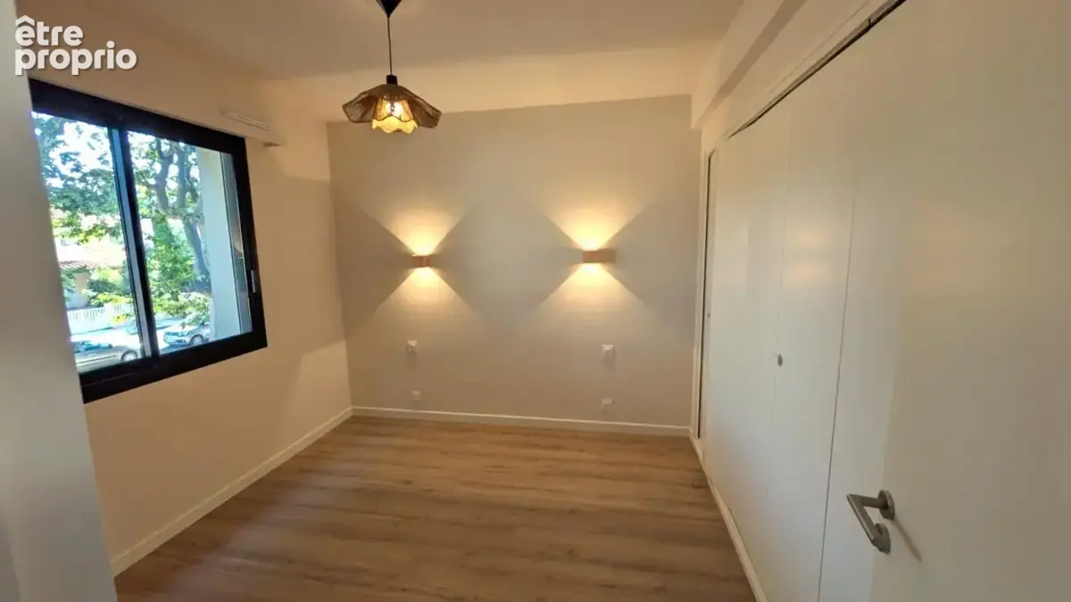 Appartement 4 chambres rénové avec jardin, double garage et vue Canigou - photo 10