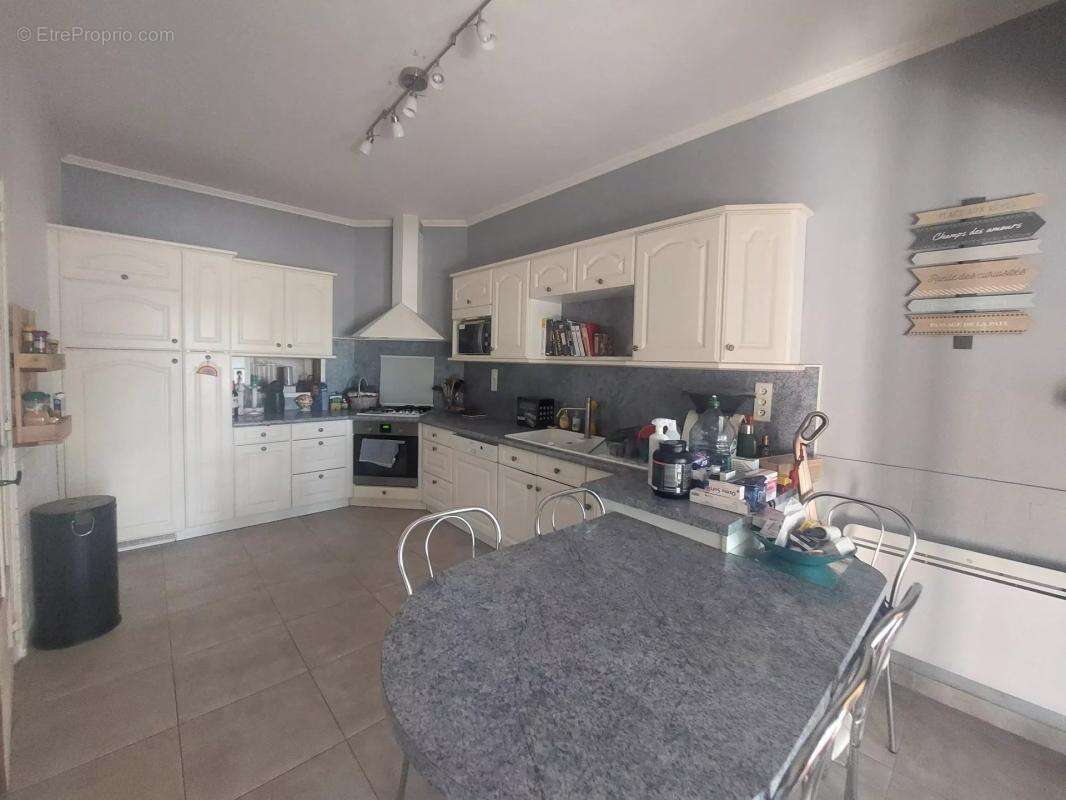 Maison à BOISSET-ET-GAUJAC