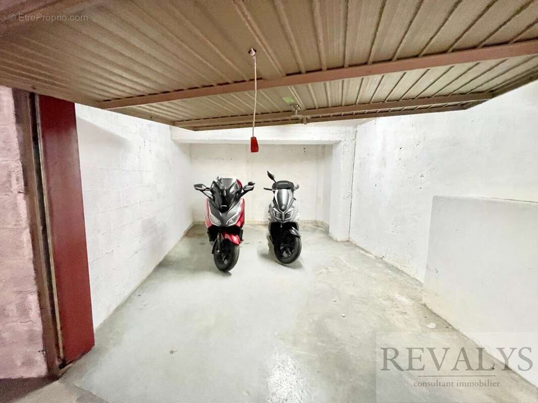 Alpes maritimes (06) - nice gambetta/ rue de france/promenade des anglais- garage/box de plain pied acces facile - photo 2