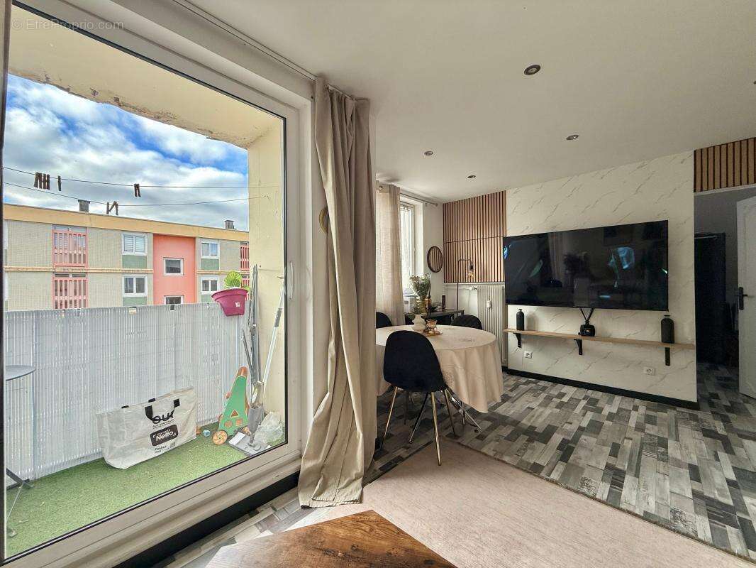 Appartement à AUXONNE