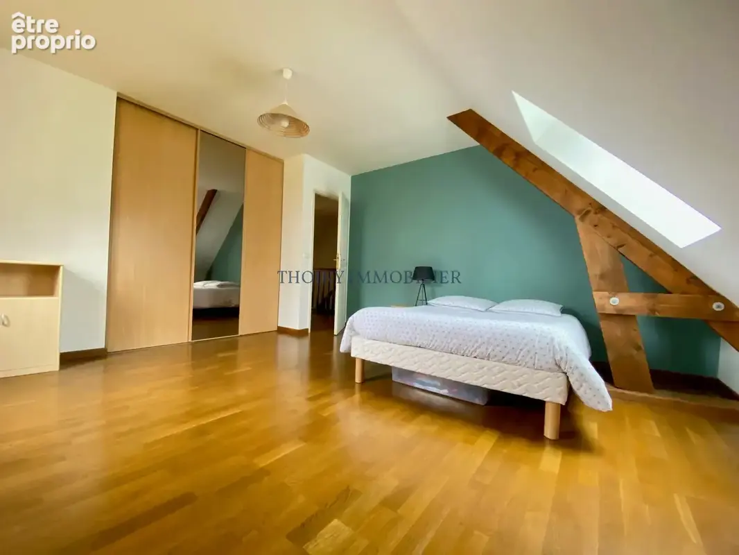 Thoiry 2 minutes. Belle maison familiale de 7 pièces. 1914 m2 de terrain. - photo 16