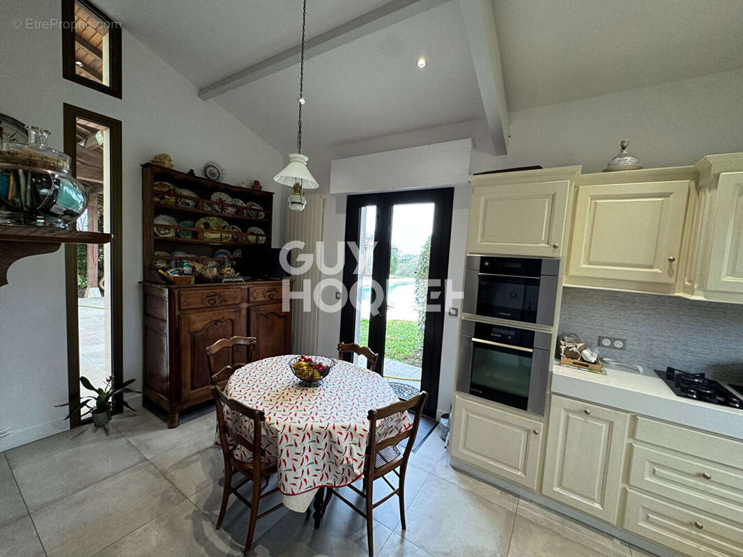 propriété d exception Casteljaloux  270 m2 - photo 4