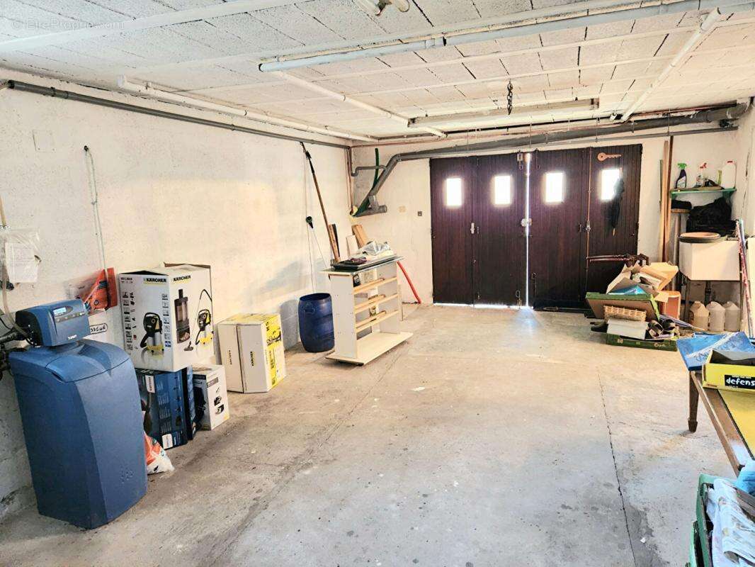 Maison à COURCELLES-SUR-SEINE