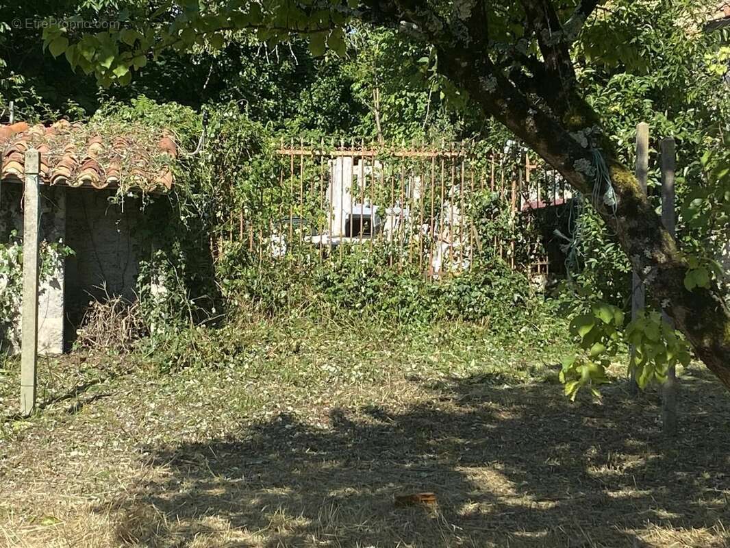 Maison de village de 4 chambres avec jardin et potentiel atelier - photo 10