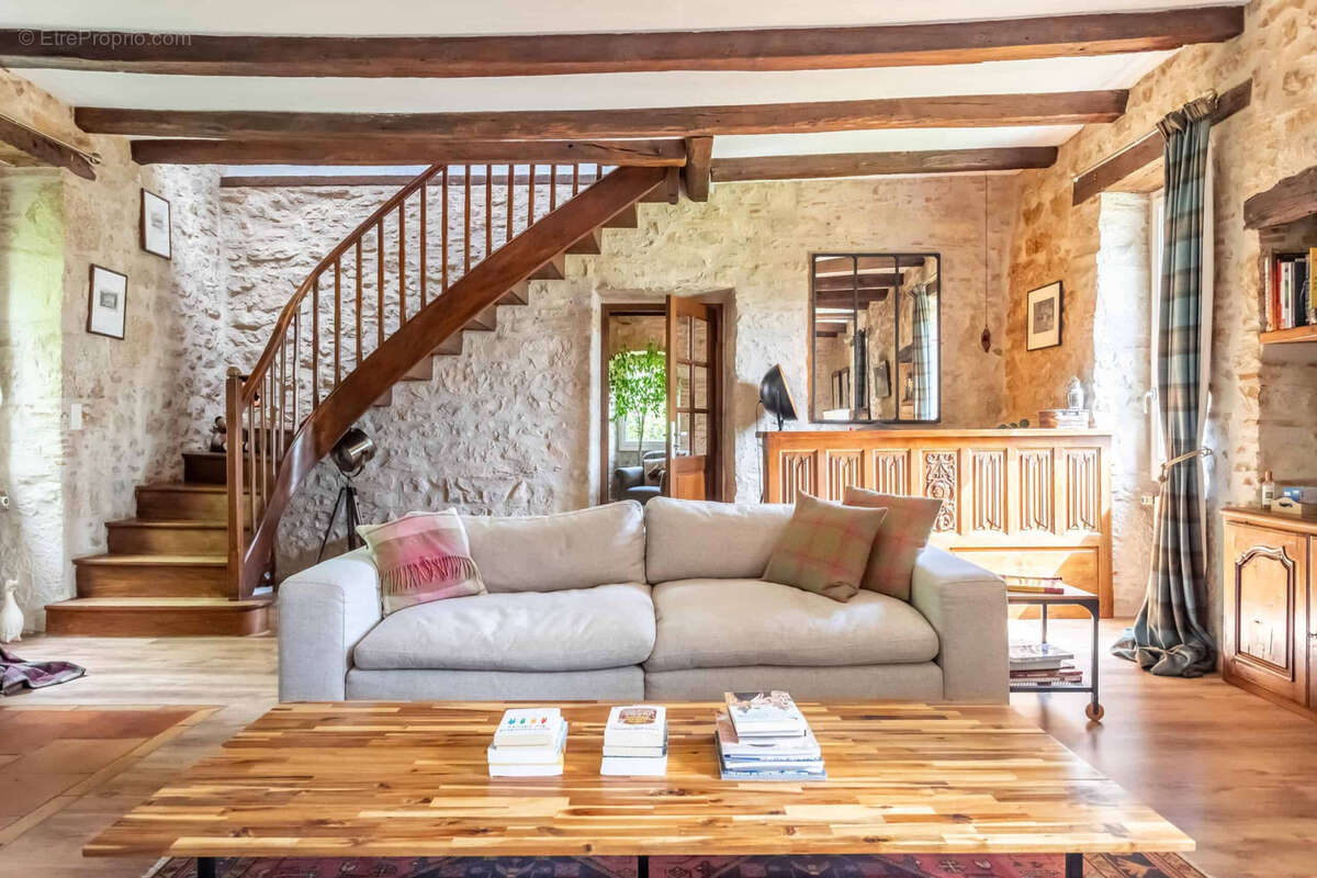 Maison à CAHORS