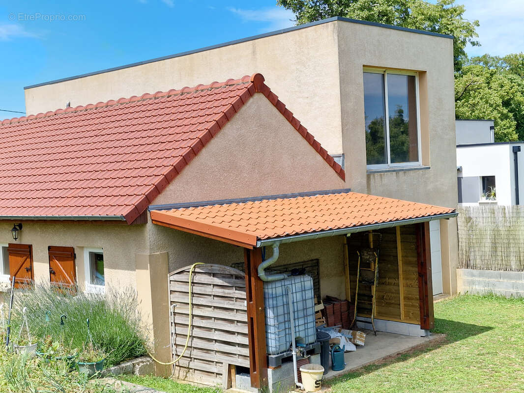 Maison à SAVEUSE