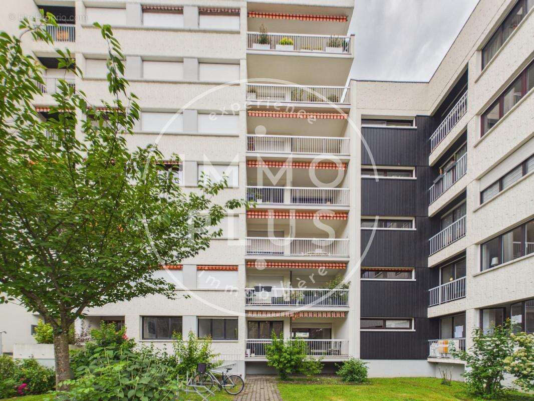 Appartement à ANNECY-LE-VIEUX