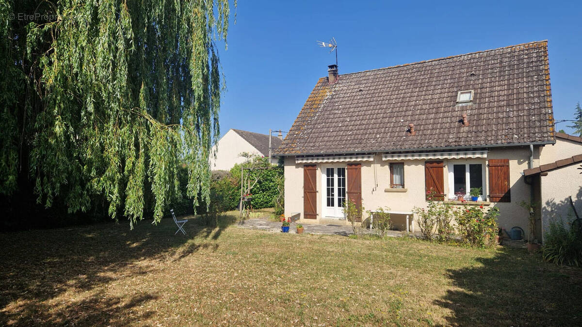Maison à CHEVANNES