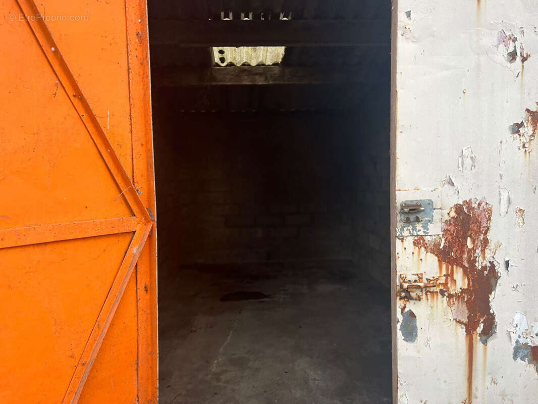 Parking à VIGNACOURT