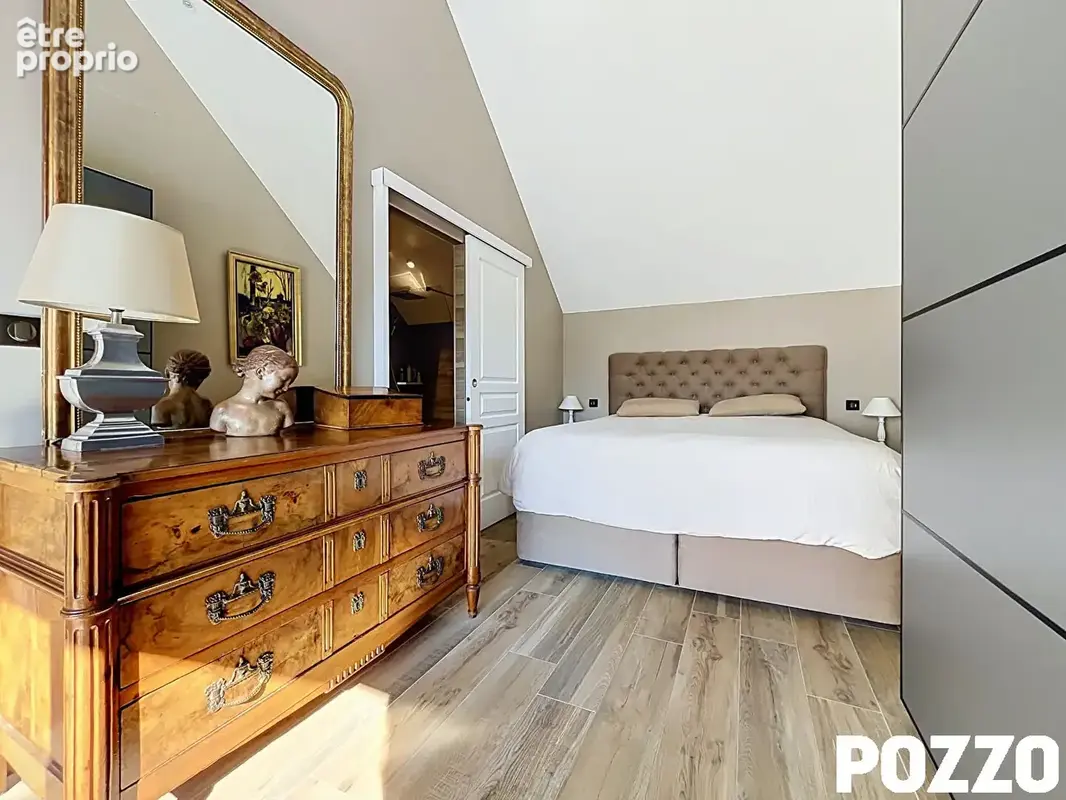 En vente à SAINT PAIR SUR MER (50380) Charmante maison entièrement rénovée de 5 pièces et 400m² de terrain - photo 6