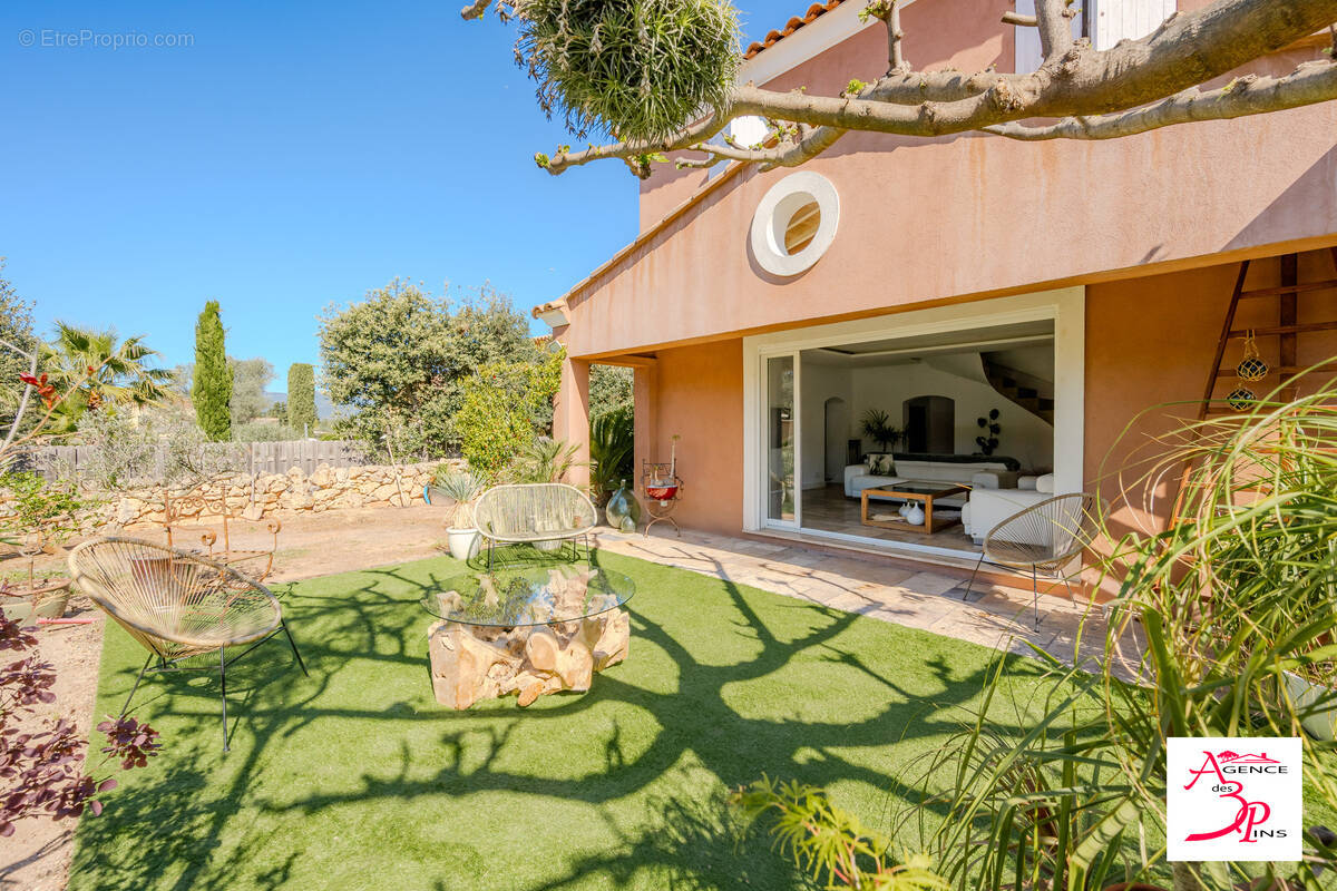 Maison à PIERREFEU-DU-VAR