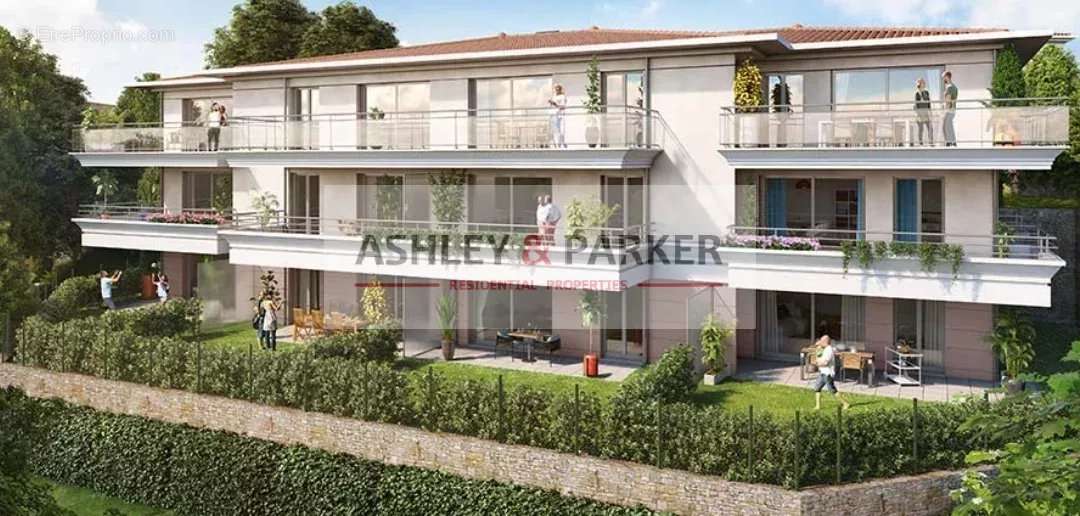 Appartement à LE CANNET