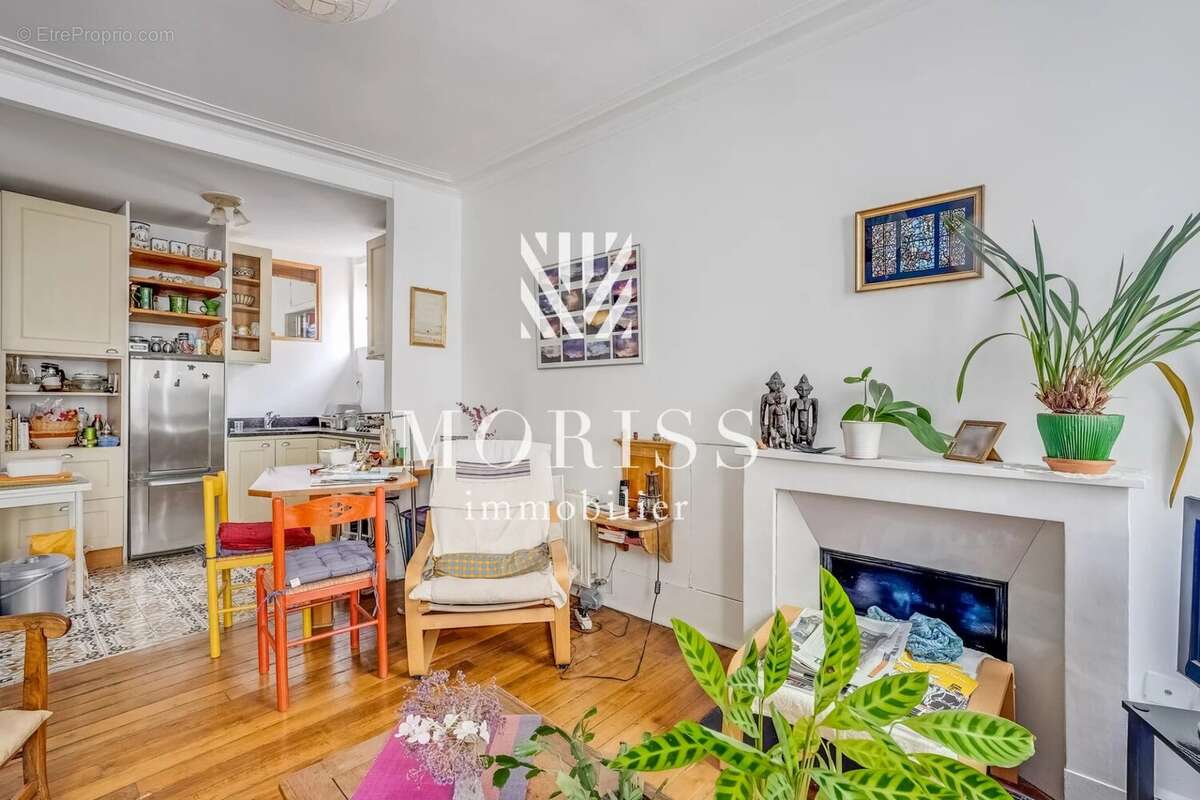 Appartement à PARIS-18E