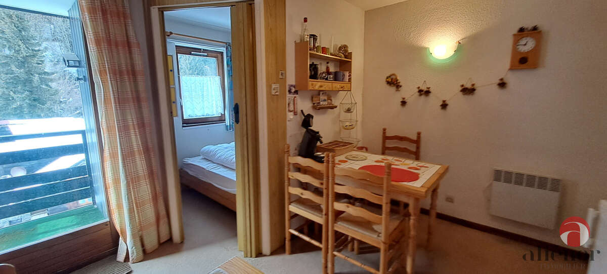 Appartement à MORILLON