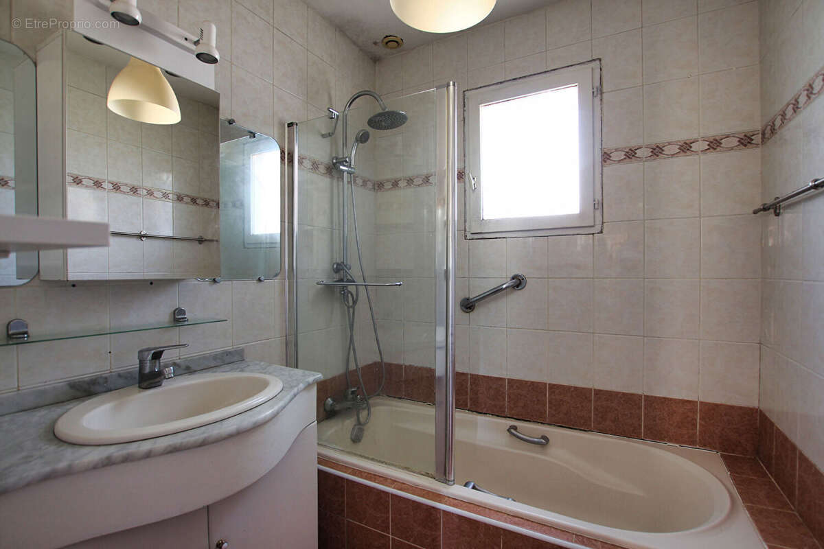 Maison St Pierre De Chandieu - photo 7