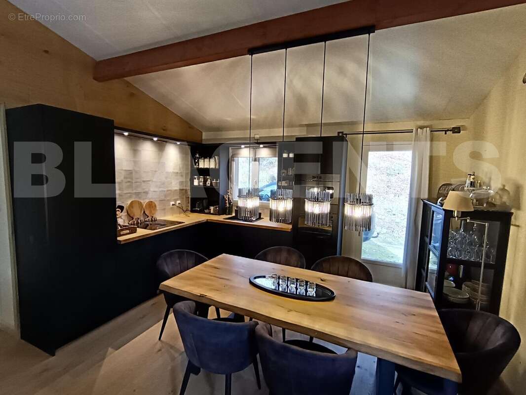 IMG_20250215_110940_1 - Maison à BROSSAC