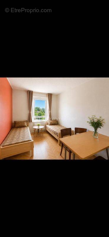 Appartement à SAINT-JEAN-DE-LA-RUELLE