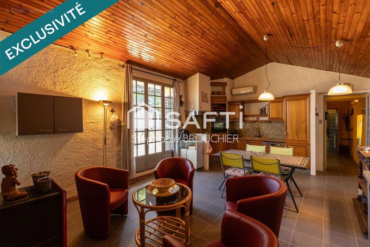 Maison 92 m² à Sampzon  - photo 5