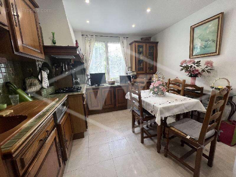 Maison à QUINCY-SOUS-SENART