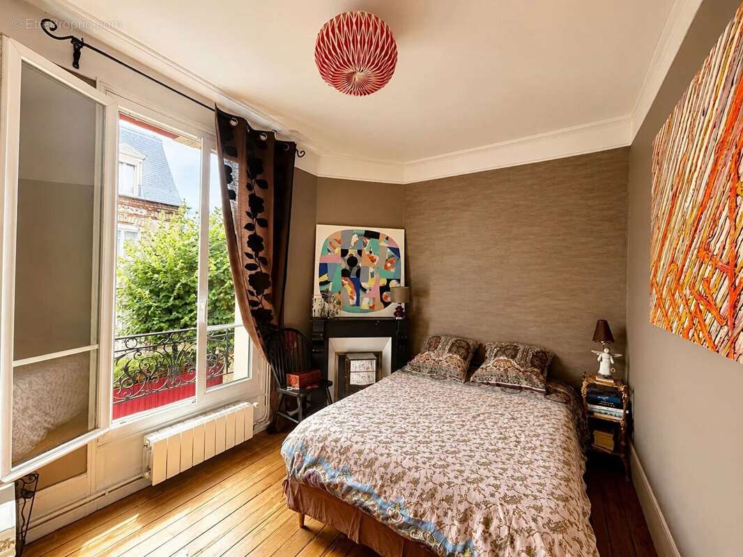 COLOMBES centre maison 5 pièces 80 m² sur 133 m² de terrain - photo 5