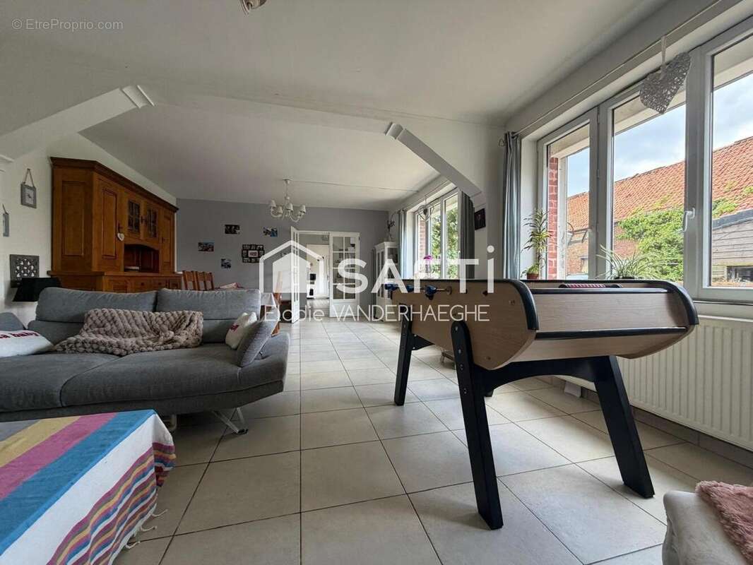 Maison 157 m² à Gouy-Servins  - photo 3