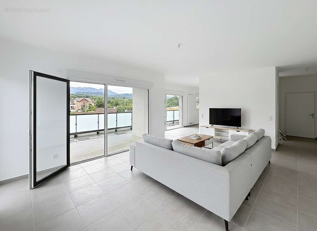 Appartement à vendre 4 pièces THONON LES BAINS (74) - photo 6