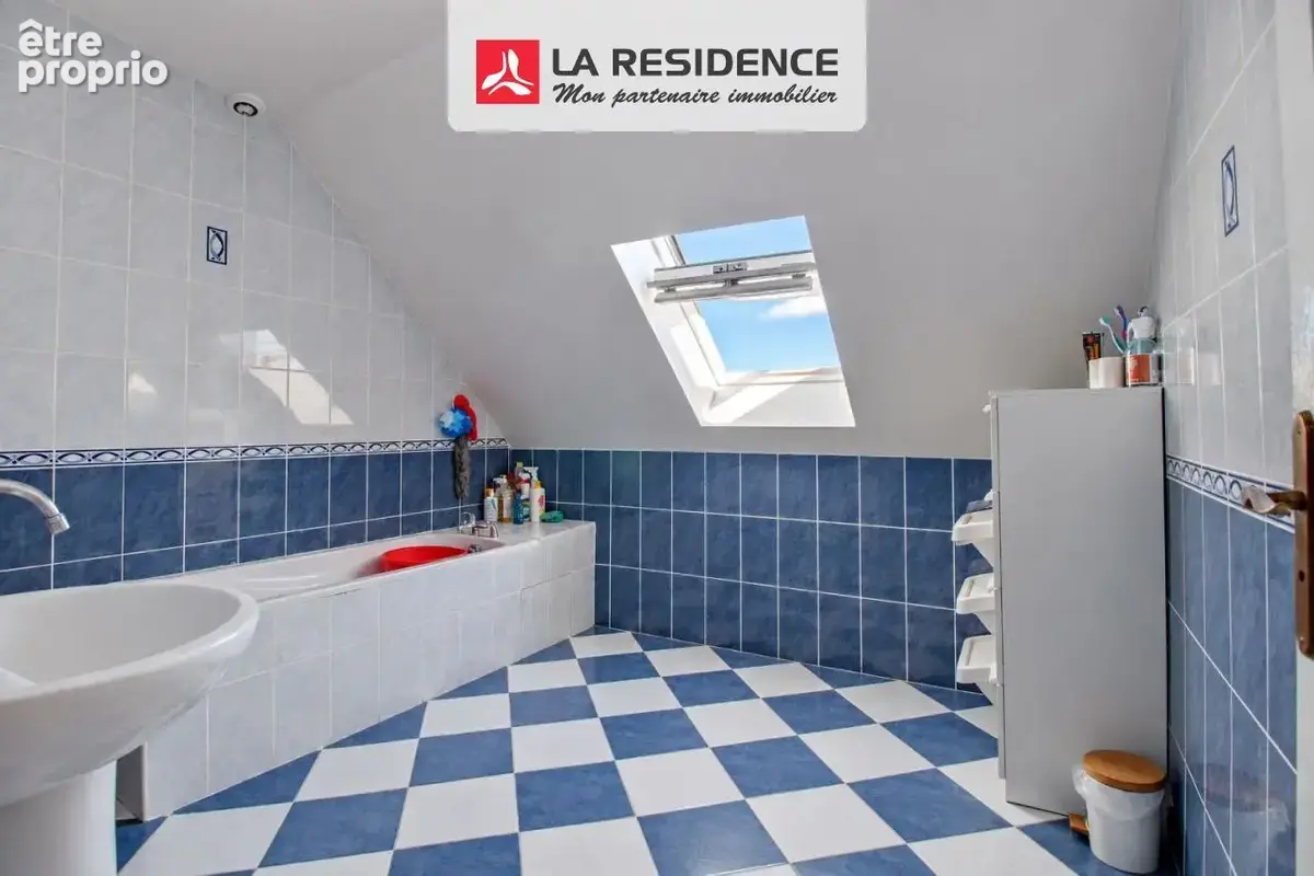 Maison 6 pièces 150 m² à vendre à Saint-Etienne-Du-Rouvray (76800) - photo 9