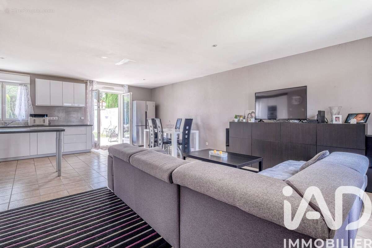 Maison 100 m² à Villeroy  - photo 4