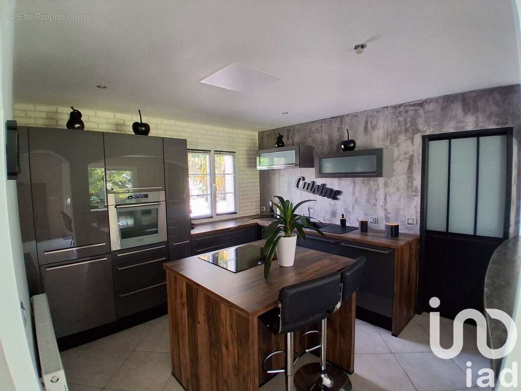 Photo 8 - Maison à ANGICOURT