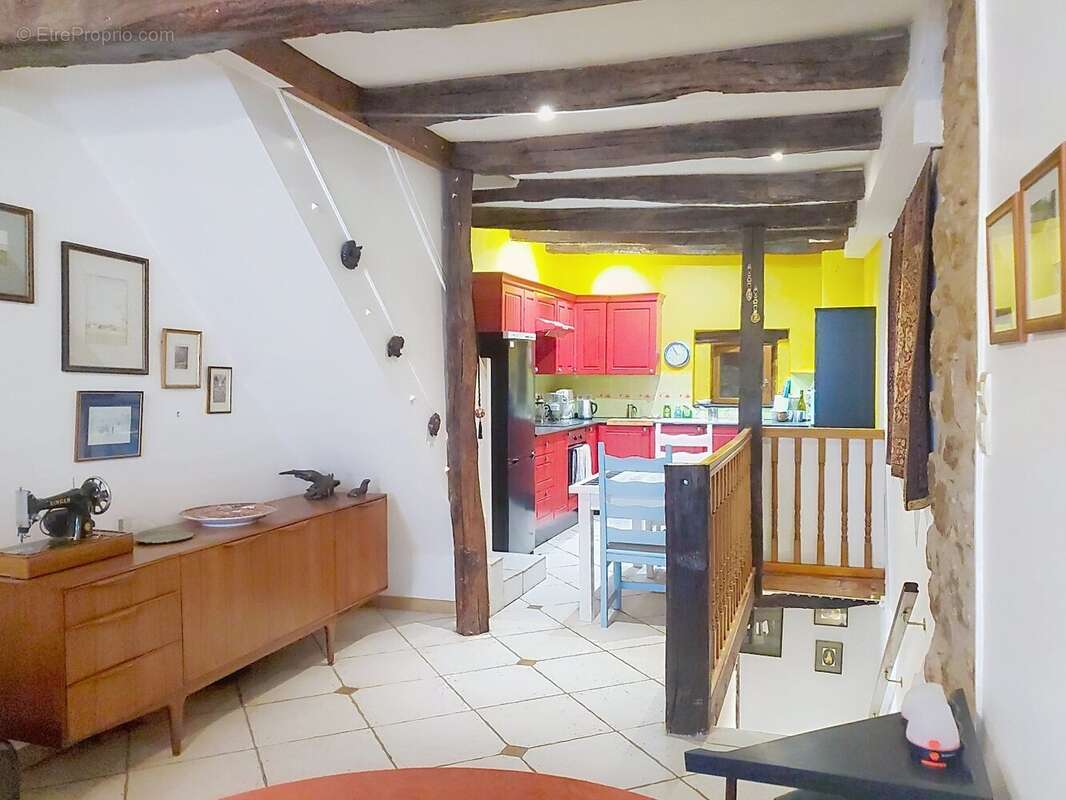 Maison de village avec terrasse et garage - photo 4