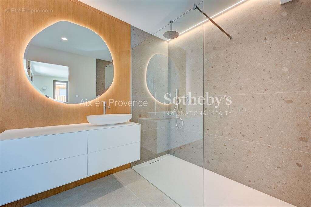 Maison à AIX-EN-PROVENCE