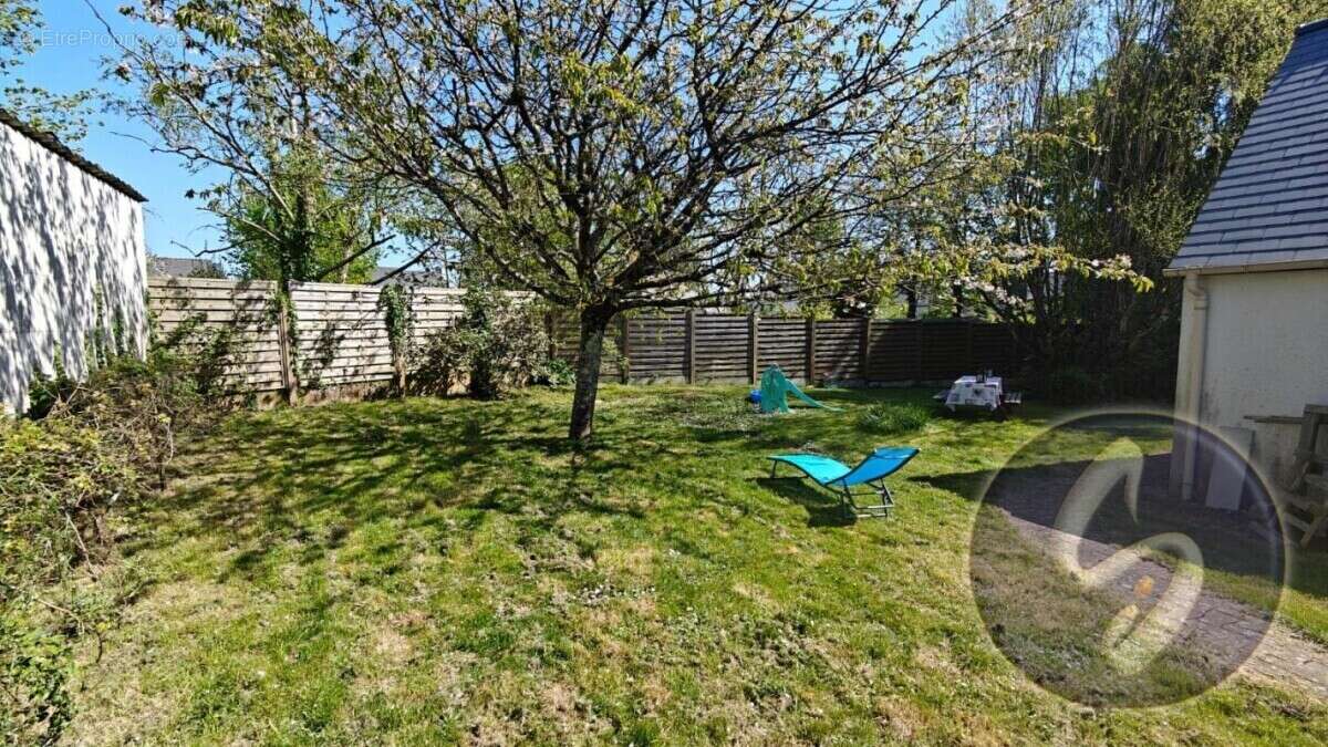 Maison à SAINTE-LUCE-SUR-LOIRE