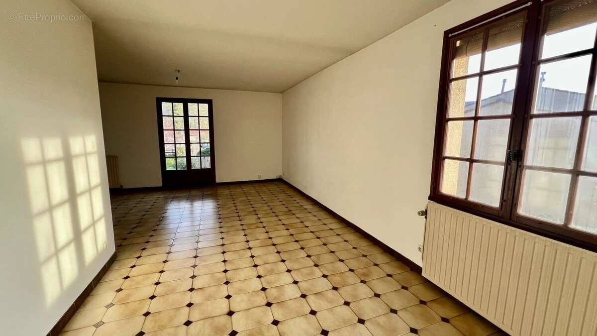 Maison à MONTJOIE-EN-COUSERANS