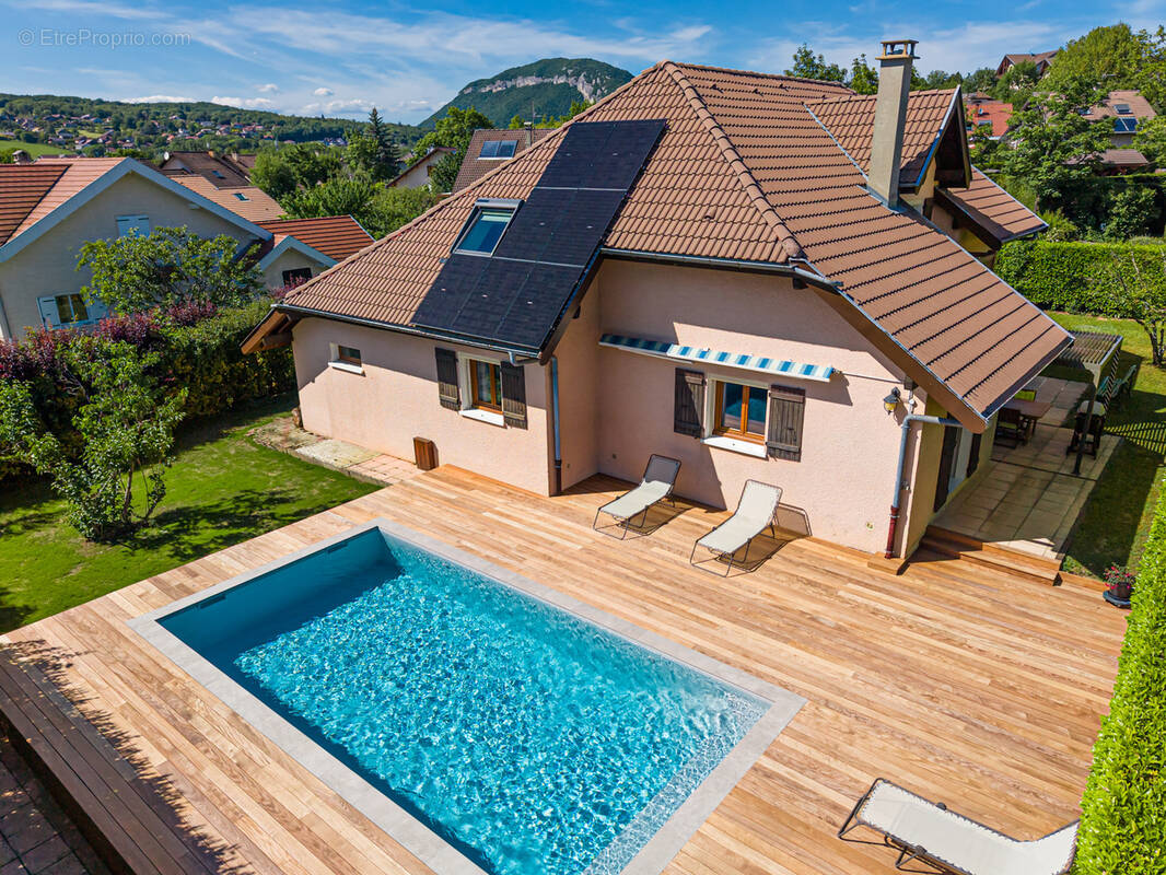Maison à POISY