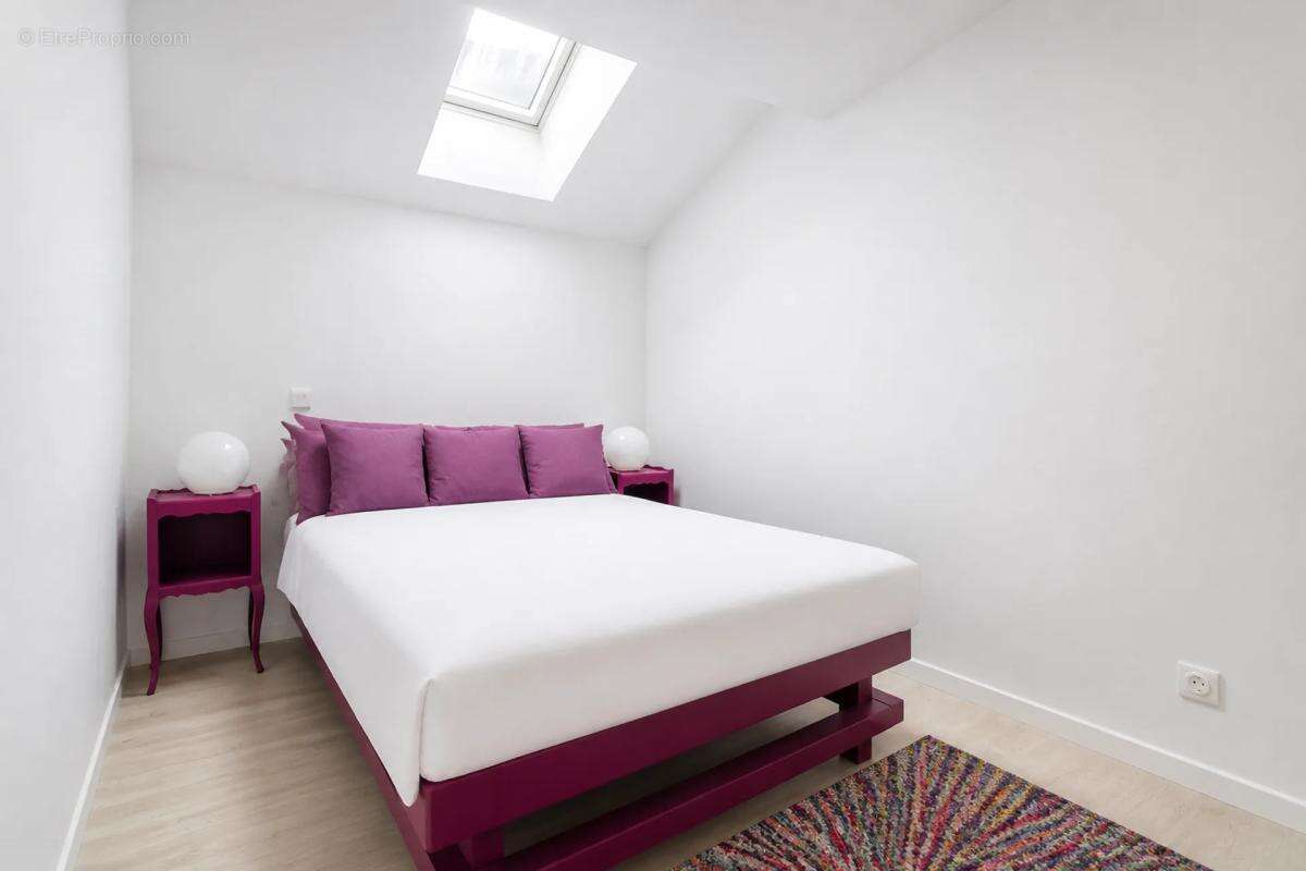 Maison rénovée de 285 m² avec 3 logements à Tourcoing - photo 9