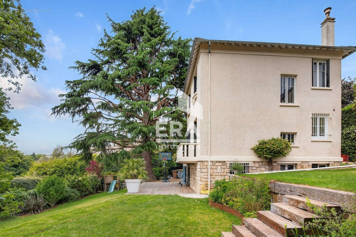 Maison à VAUCRESSON
