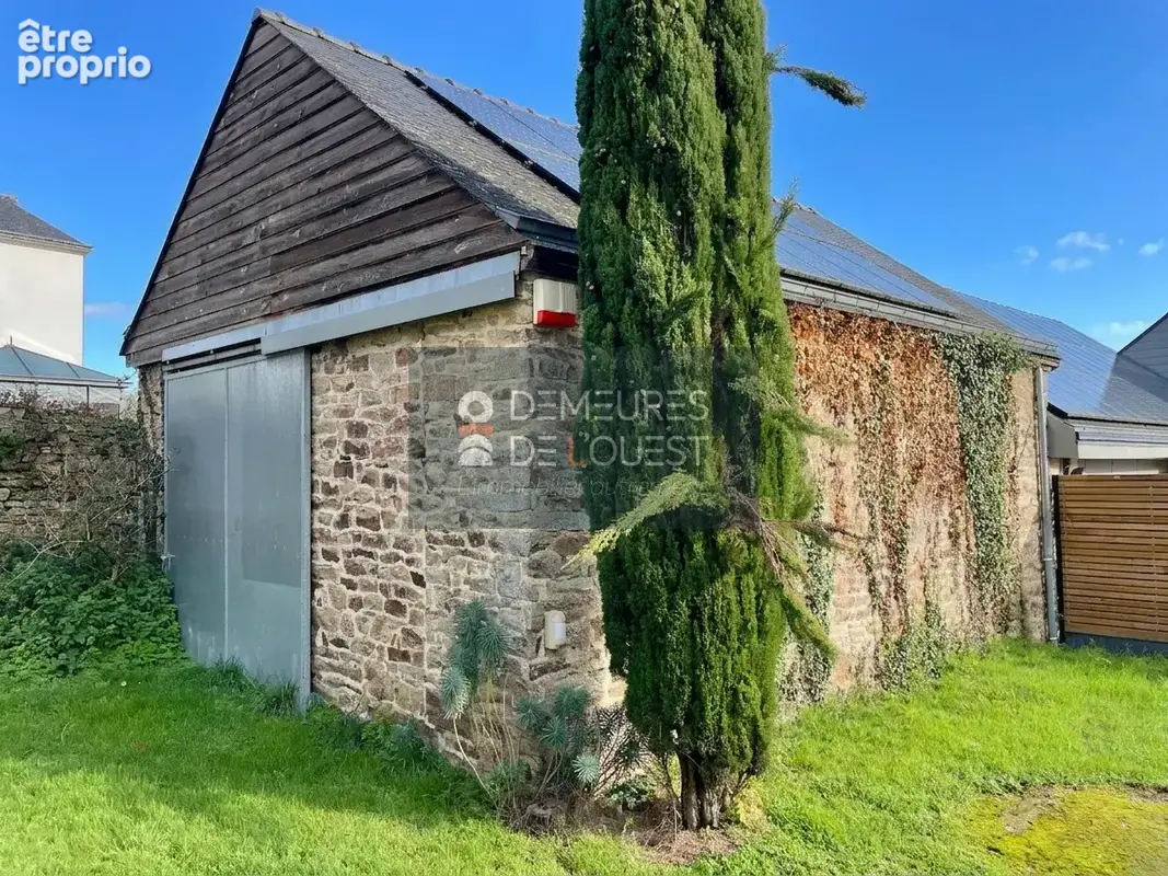 Vannes - CLISCOUET - CONLEAU - Elégante longère  - 257 m2   Annexe en pierre   Jardin clos de 835m2 - photo 5