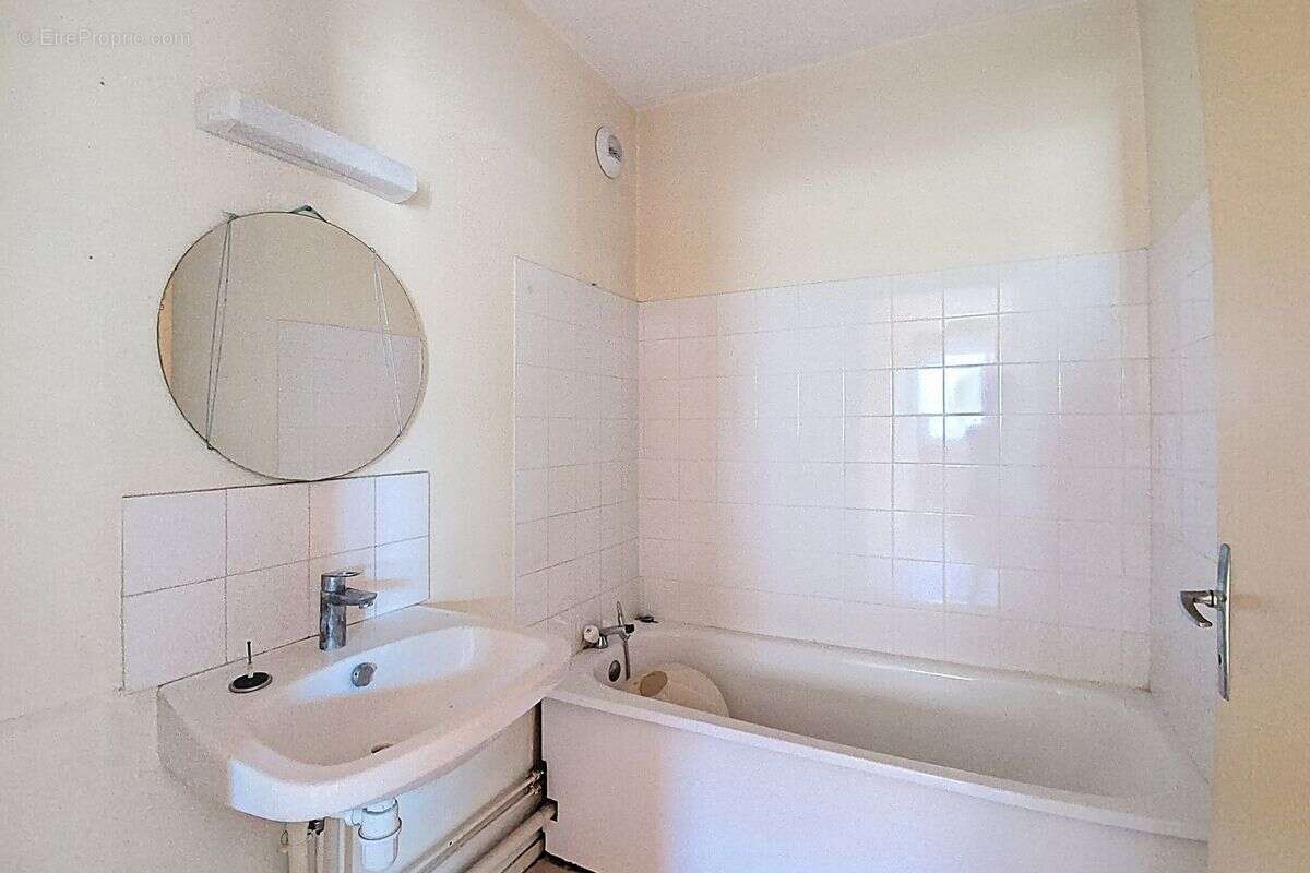 Appartement à BELLEVILLE