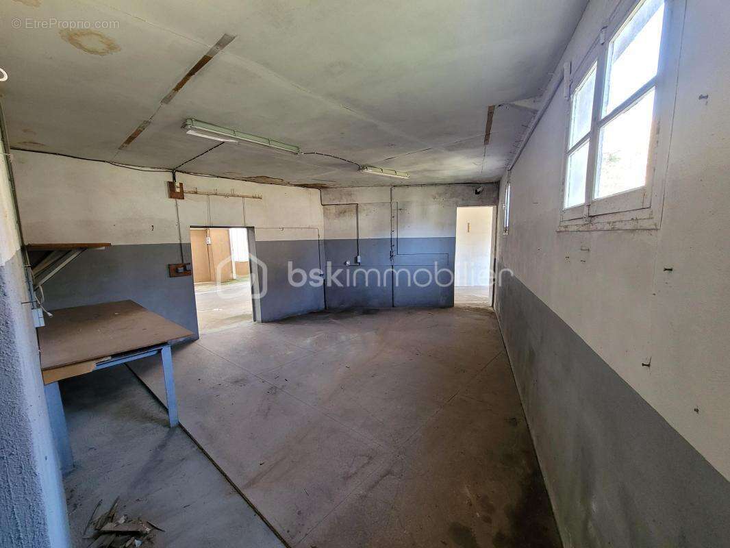 Appartement à SAINTE-COLOMBE-SUR-SEINE