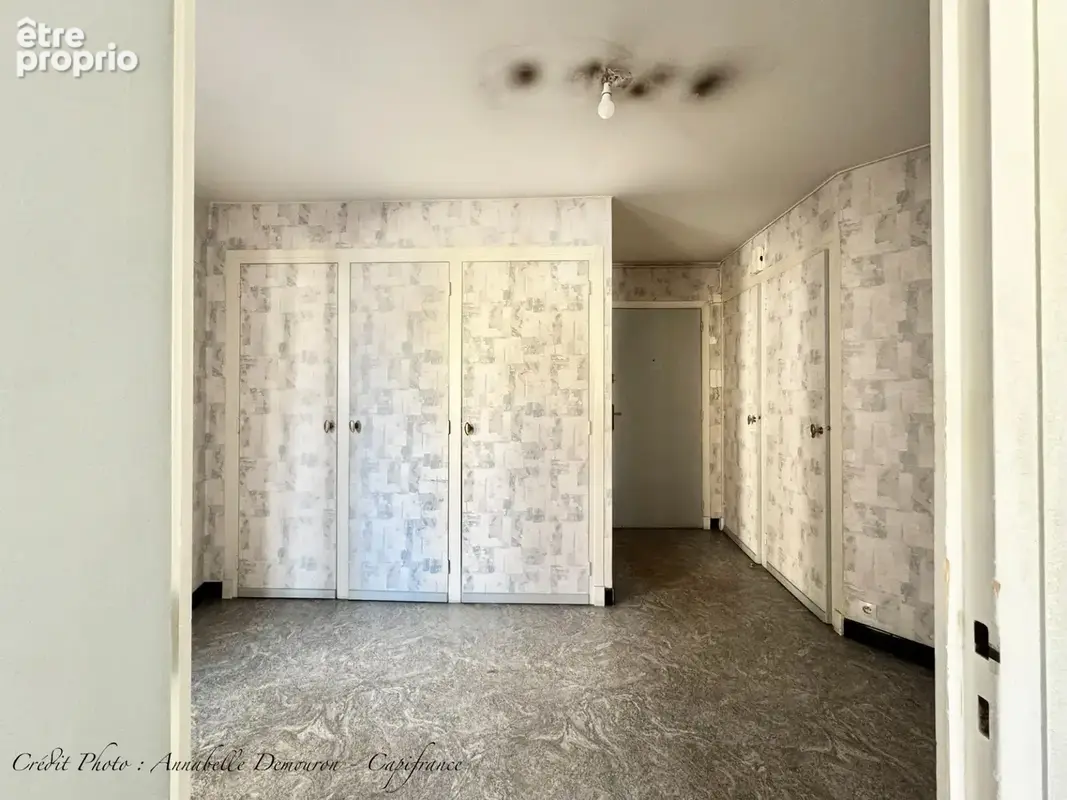 Appartement t5 a renover – clermont-ferrand - les salins - tres beau potentiel - photo 35
