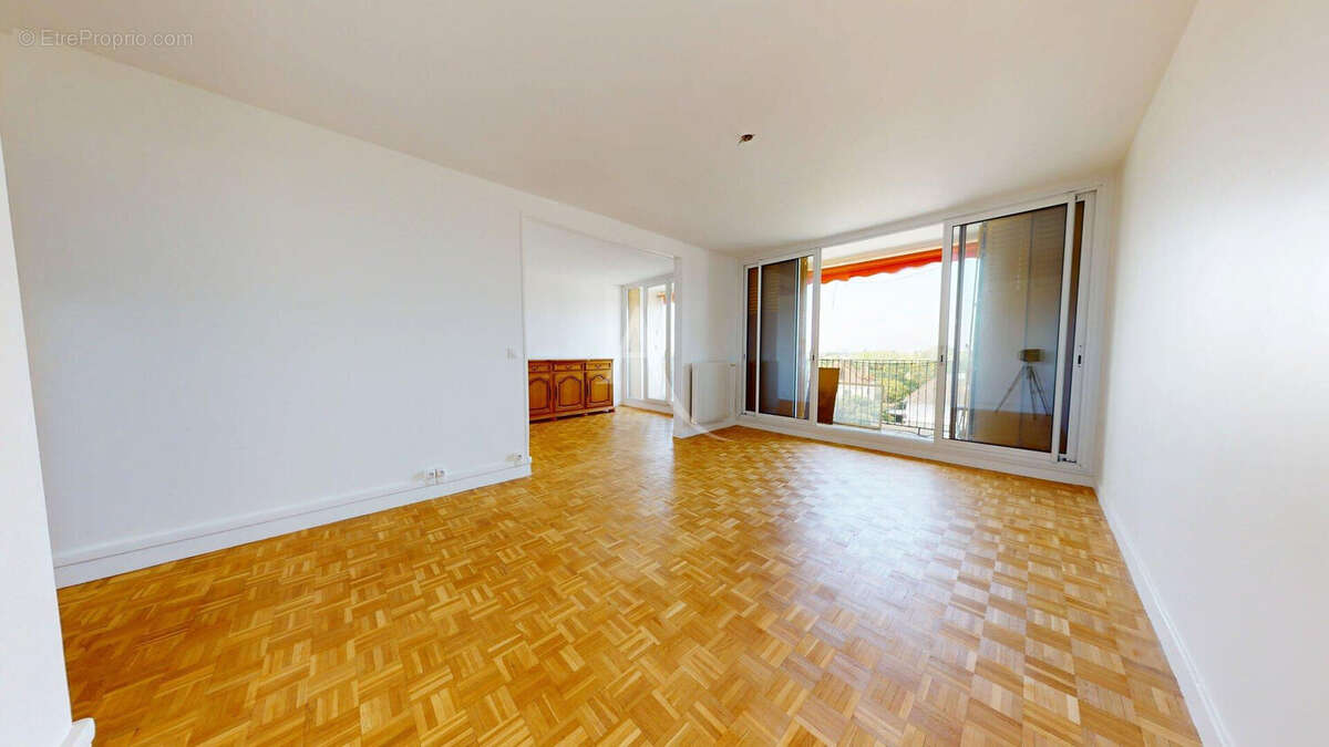 Appartement à VITRY-SUR-SEINE