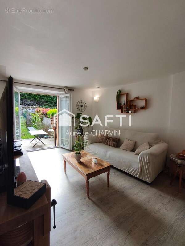 Maison 74 m² à Lons-Le-Saunier  - photo 3