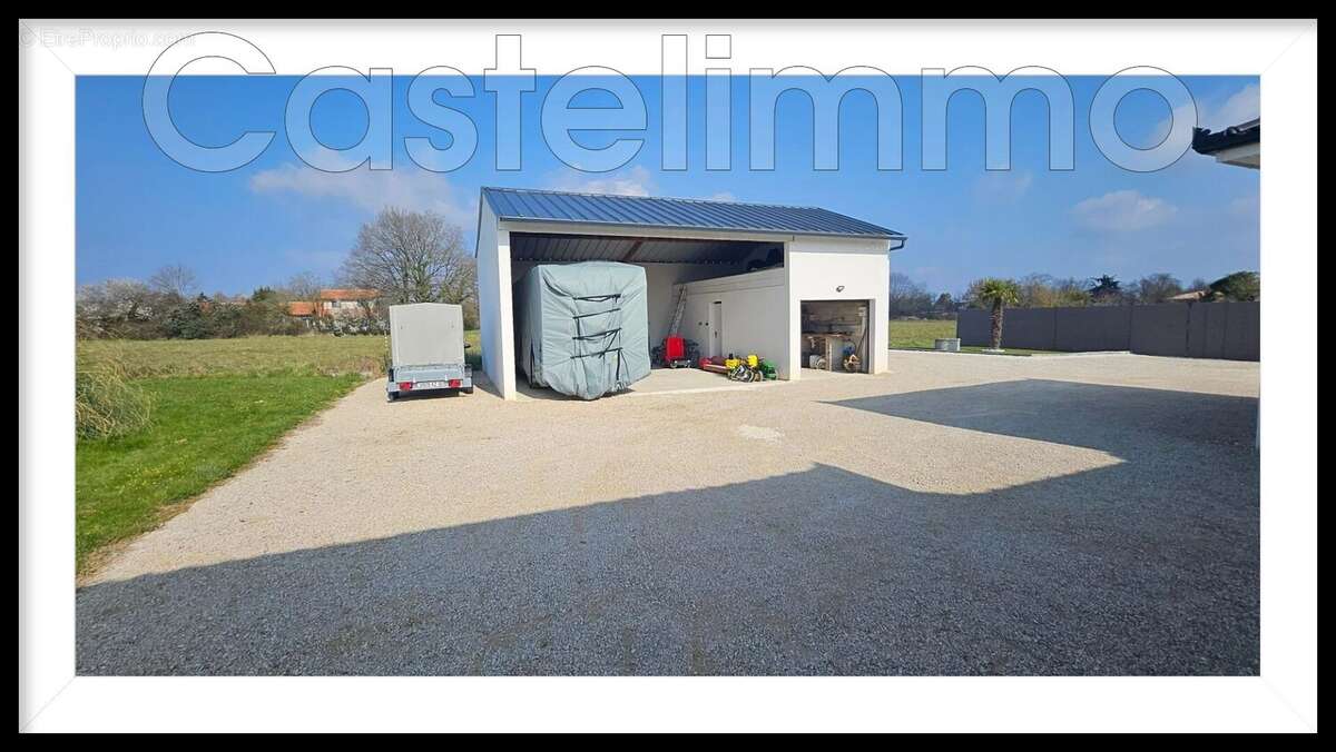 Maison à CASTELSARRASIN